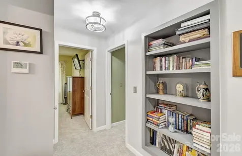 28 Secretariat Drive Hendersonville NC 28792