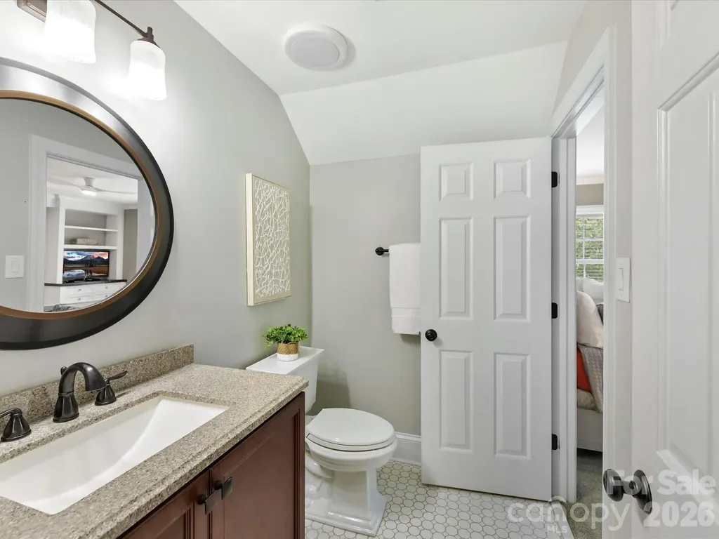 2630 Alanby Lane Charlotte NC 28270