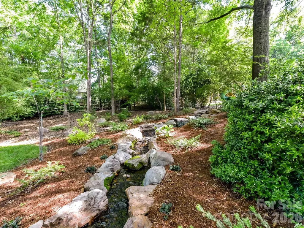 2630 Alanby Lane Charlotte NC 28270
