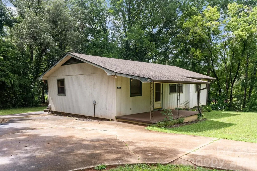 43 Open Valley Road Marion NC 28752