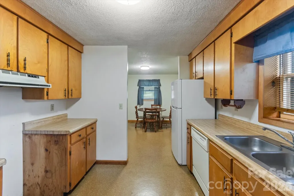 43 Open Valley Road Marion NC 28752