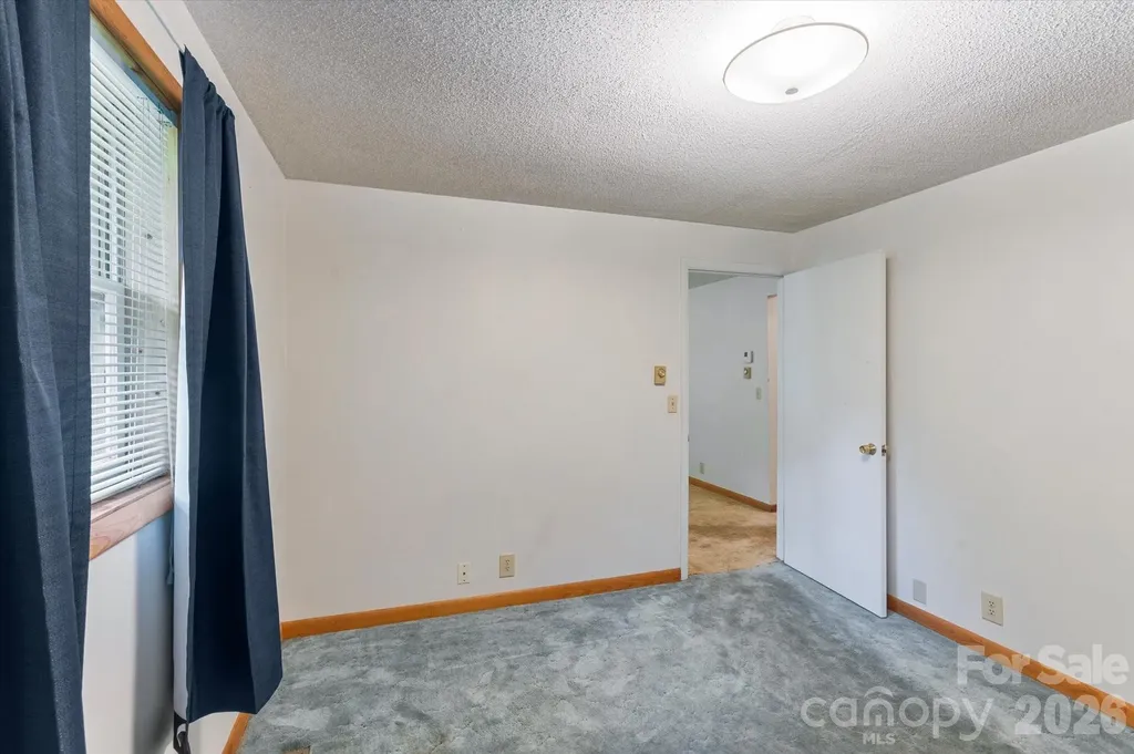 43 Open Valley Road Marion NC 28752