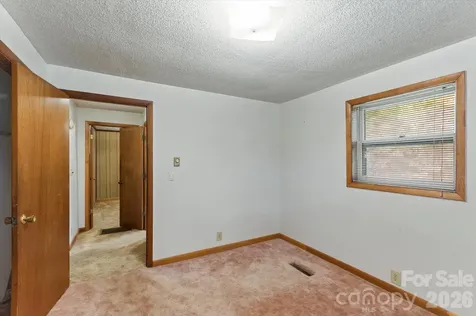 43 Open Valley Road Marion NC 28752