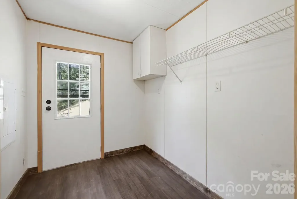 55 Twin Oaks Lane Spruce Pine NC 28777