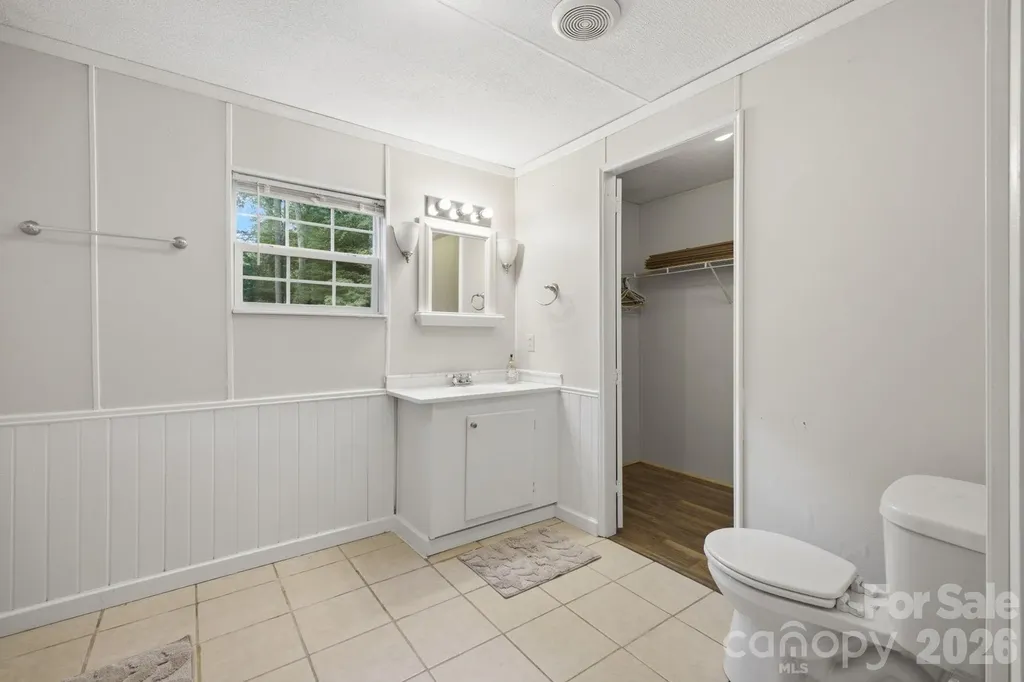 55 Twin Oaks Lane Spruce Pine NC 28777