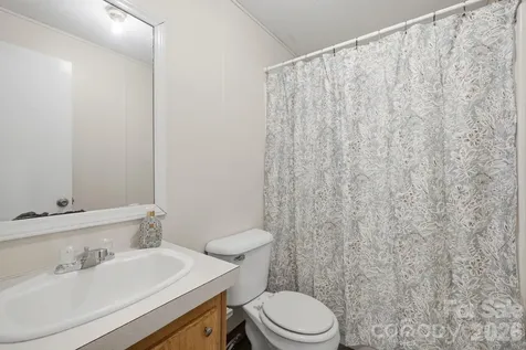 55 Twin Oaks Lane Spruce Pine NC 28777