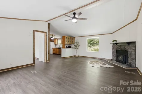 55 Twin Oaks Lane Spruce Pine NC 28777