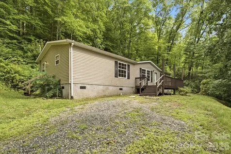 55 Twin Oaks Lane Spruce Pine NC 28777