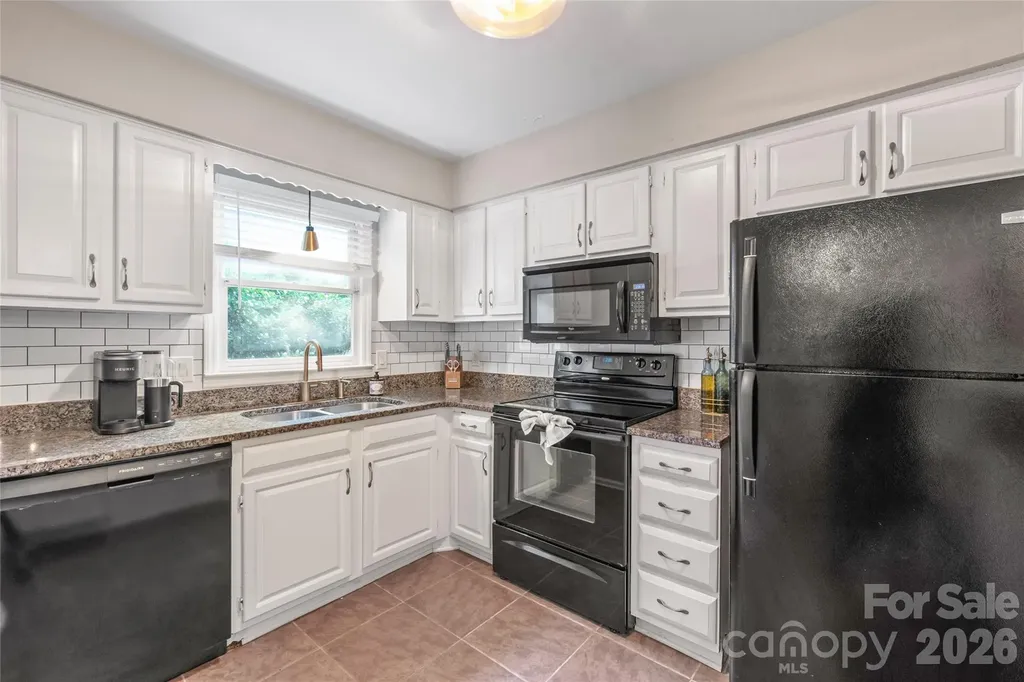 3538 Colony Crossing Drive Charlotte NC 28226