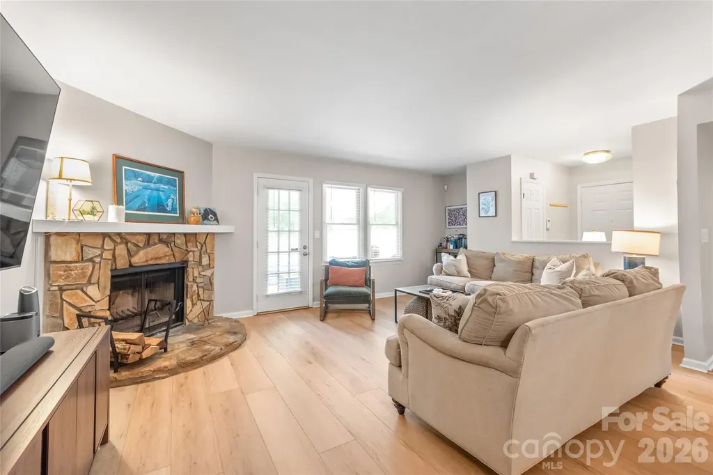 3538 Colony Crossing Drive Charlotte NC 28226