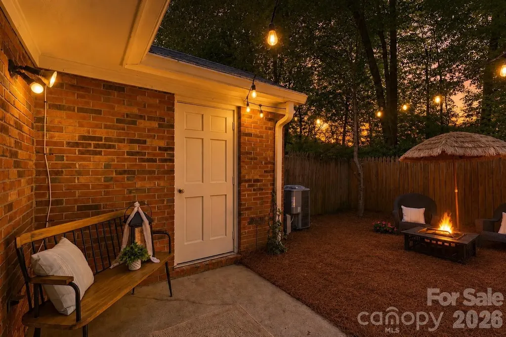 9004 Nolley Court Charlotte NC 28270
