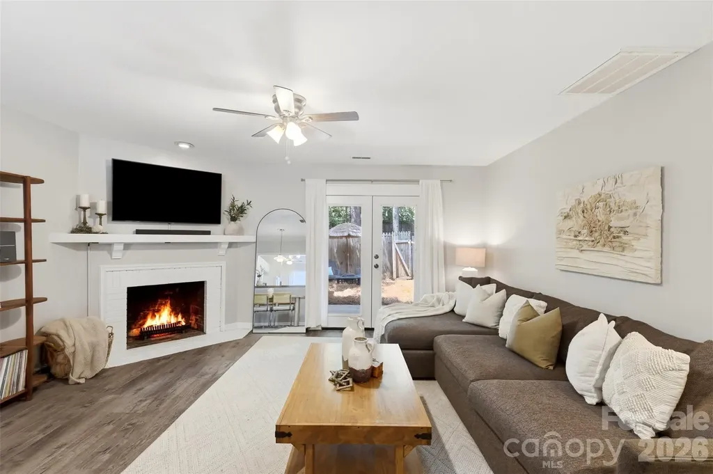 9004 Nolley Court Charlotte NC 28270