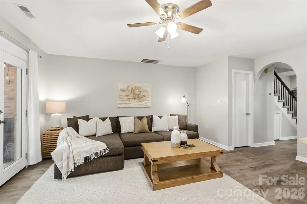 9004 Nolley Court Charlotte NC 28270