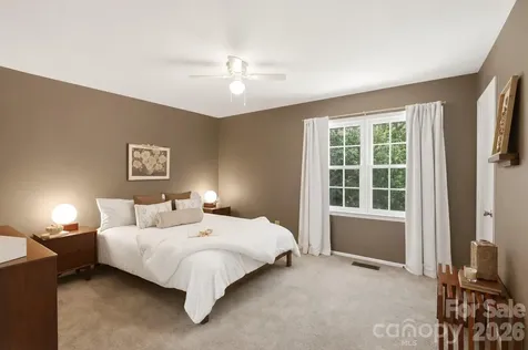 9004 Nolley Court Charlotte NC 28270