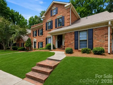 9004 Nolley Court Charlotte NC 28270