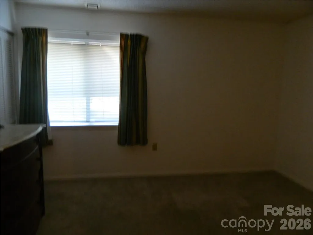 4902 Spring Lake Drive Charlotte NC 28212