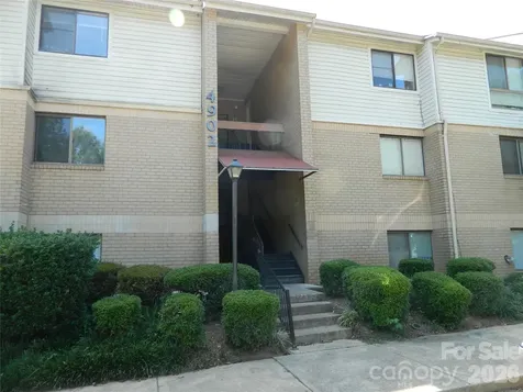4902 Spring Lake Drive Charlotte NC 28212
