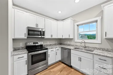 60 Wheeler Road Weaverville NC 28787
