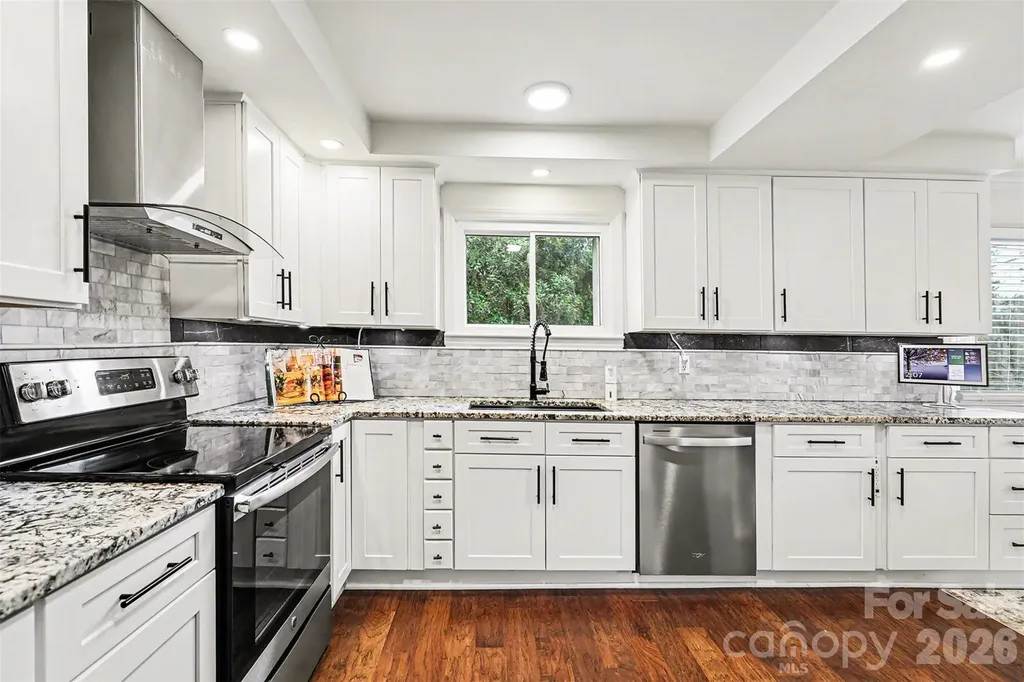 123 Old Bell Road Charlotte NC 28270