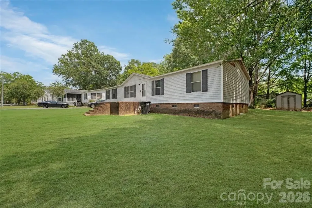 109 Maynard Avenue Wadesboro NC 28170