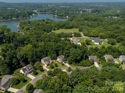 924 Autumn Glen Court Clover SC 29710