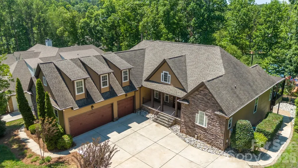4412 Lake Forest Road Denver NC 28037