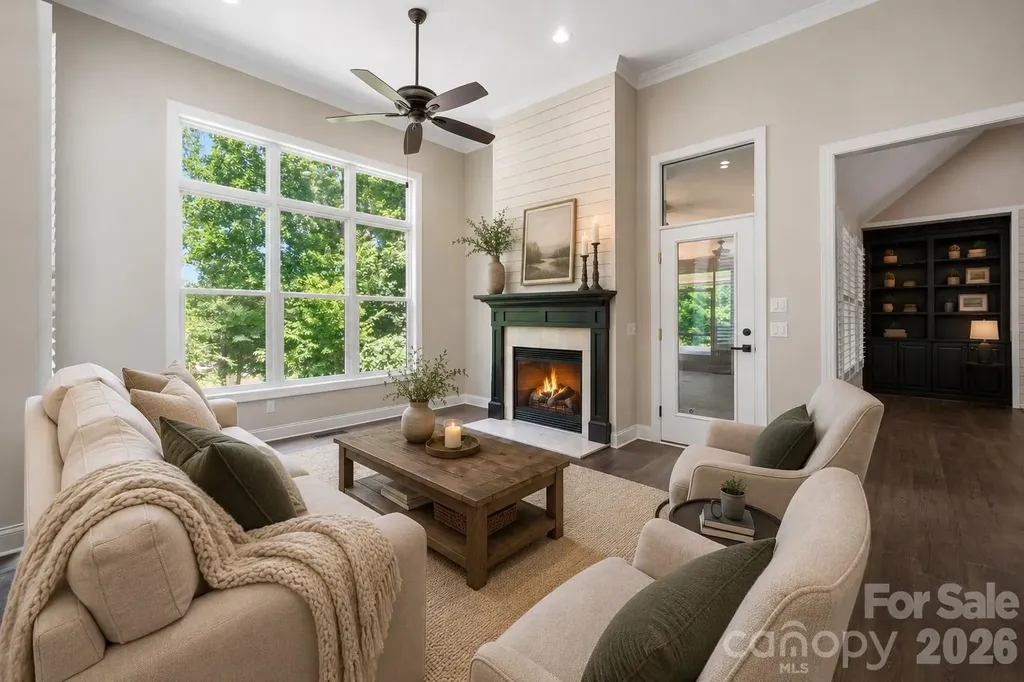 4412 Lake Forest Road Denver NC 28037
