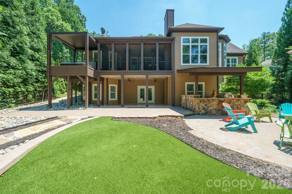 4412 Lake Forest Road Denver NC 28037