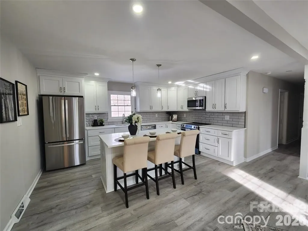 2411 Kimway Drive Matthews NC 28105