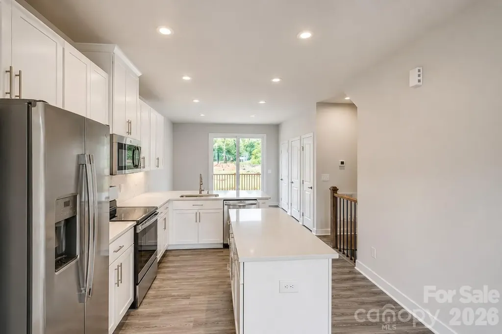 658 Uwharrie River Road Charlotte NC 28211