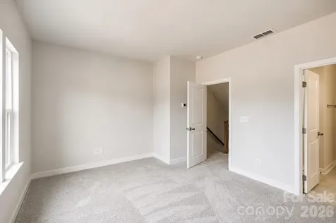 658 Uwharrie River Road Charlotte NC 28211