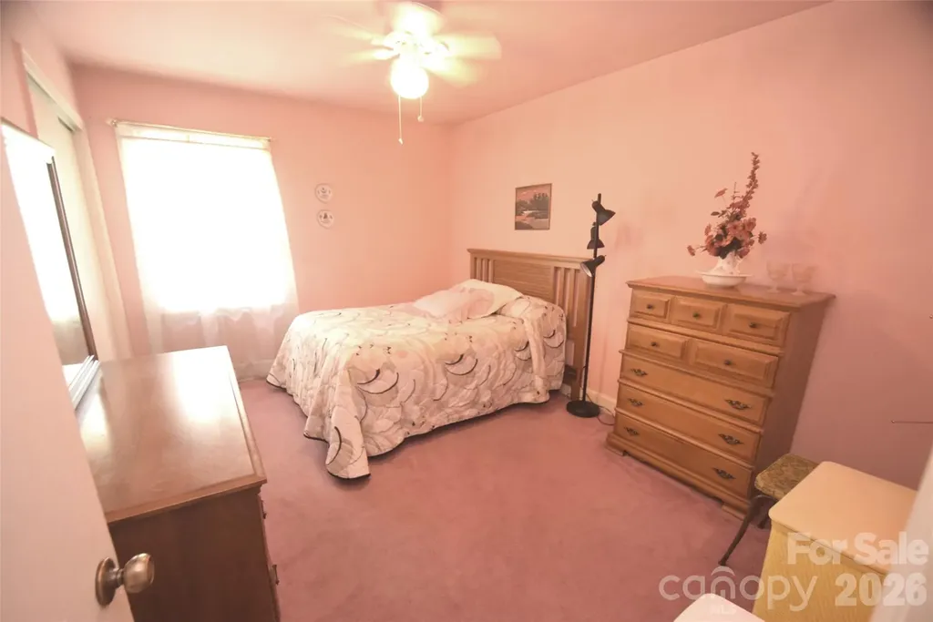 531 Seneca Place Charlotte NC 28210