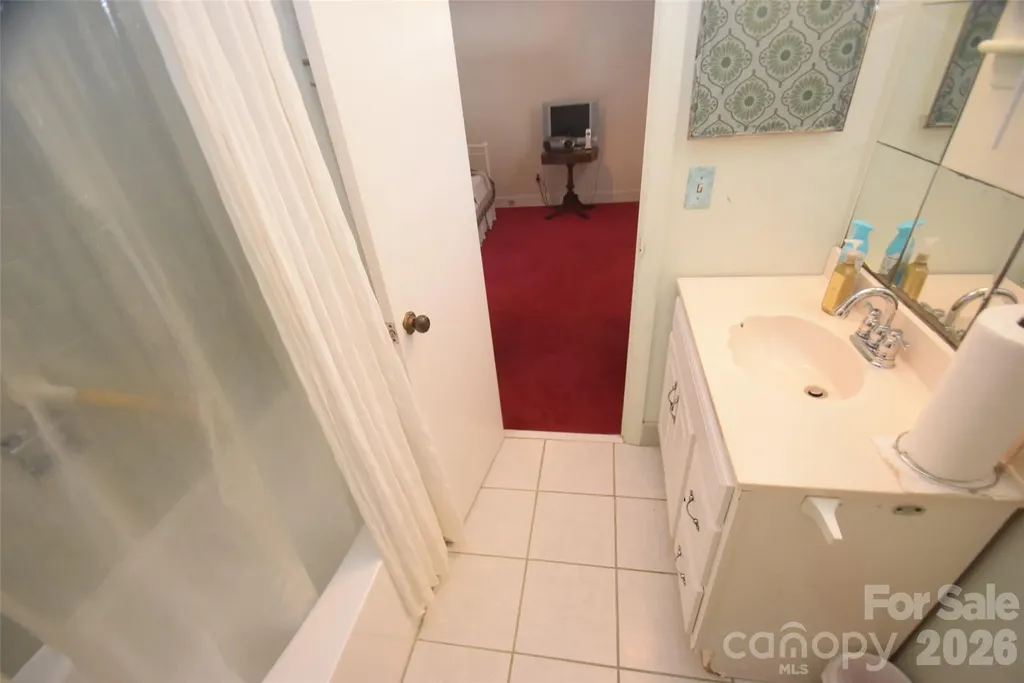 531 Seneca Place Charlotte NC 28210