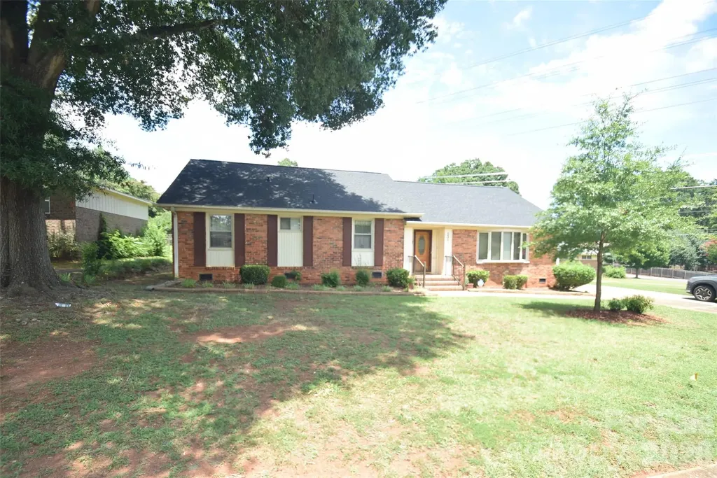 531 Seneca Place Charlotte NC 28210