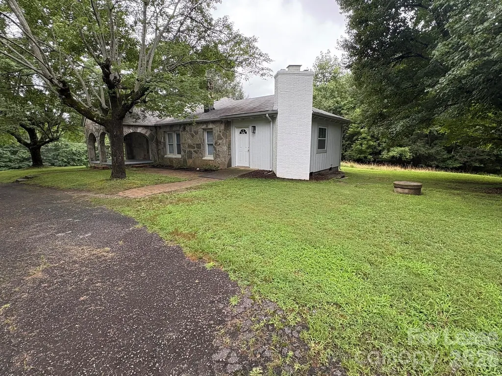 4232 Powerhouse Road Morganton NC 28655