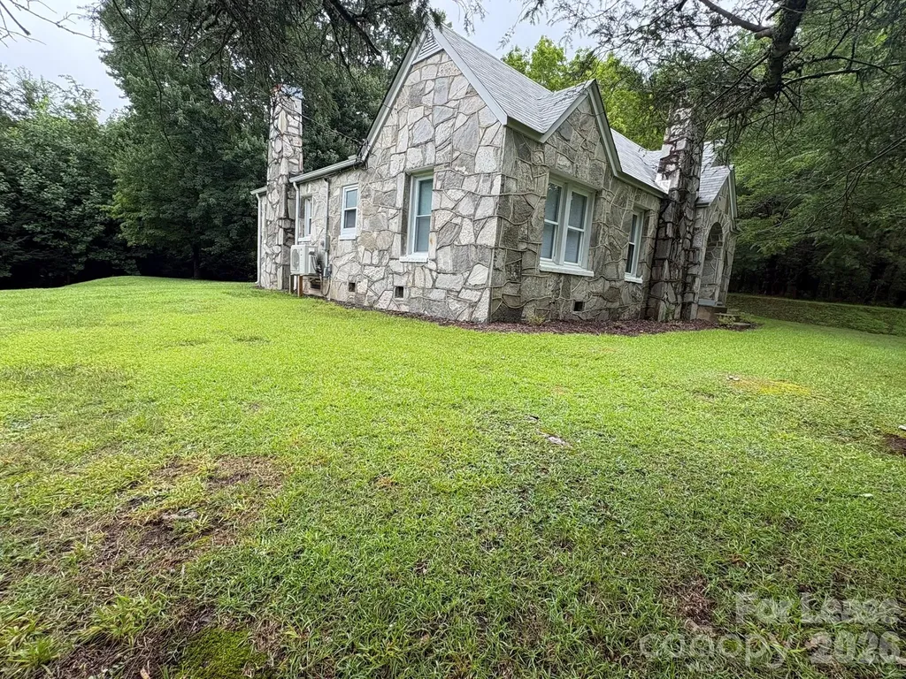 4232 Powerhouse Road Morganton NC 28655
