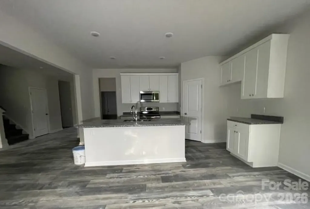 5146 Mark Drive NE Hickory NC 28601