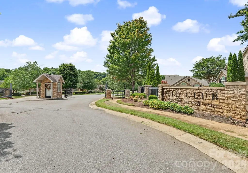 4759 Polo Gate Boulevard Charlotte NC 28216