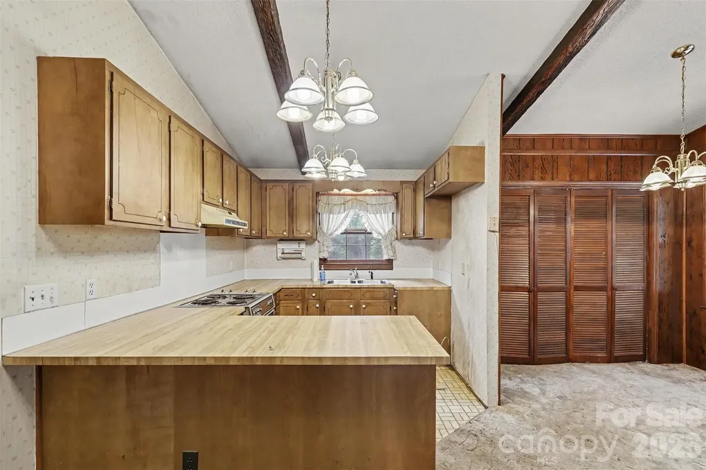 821 Ferrell Avenue Charlotte NC 28216