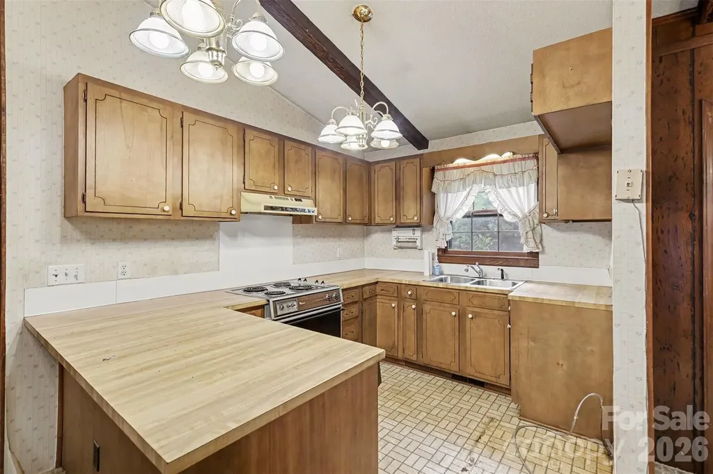 821 Ferrell Avenue Charlotte NC 28216