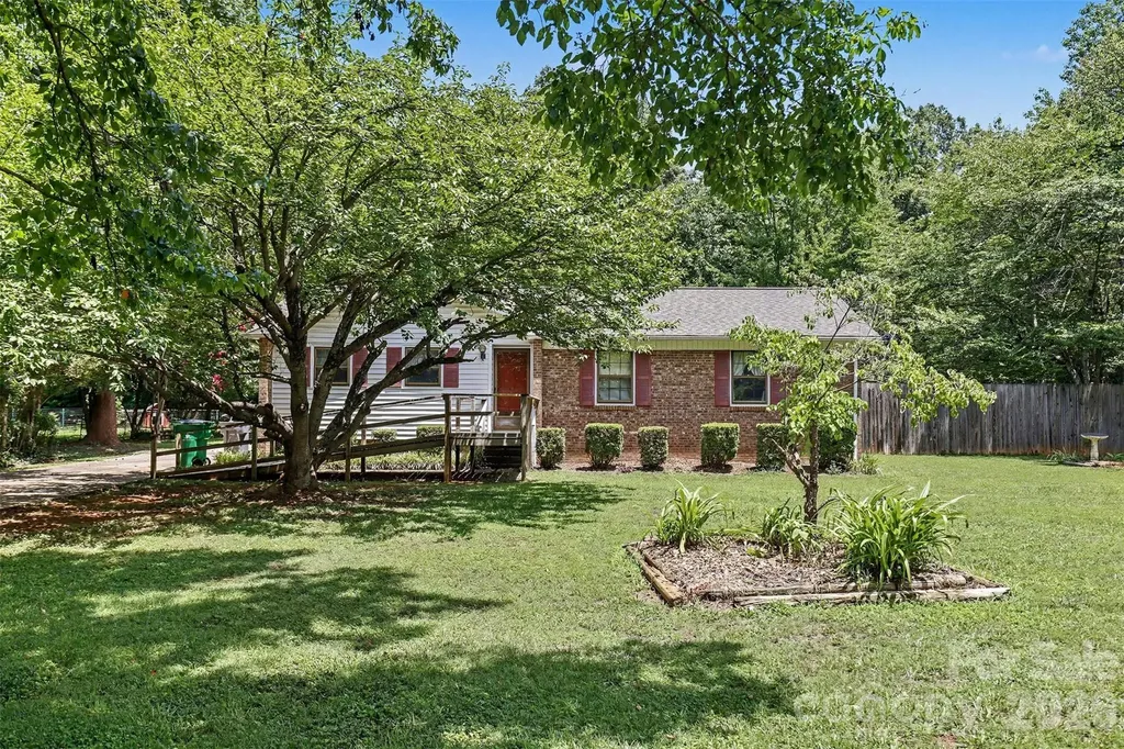 821 Ferrell Avenue Charlotte NC 28216