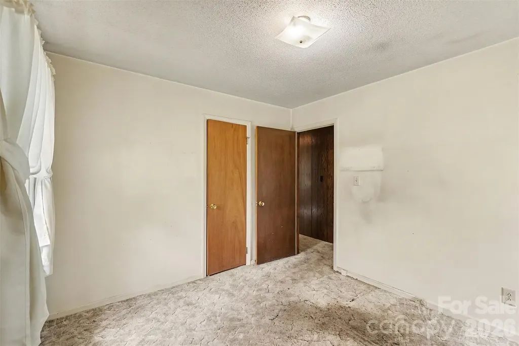 821 Ferrell Avenue Charlotte NC 28216