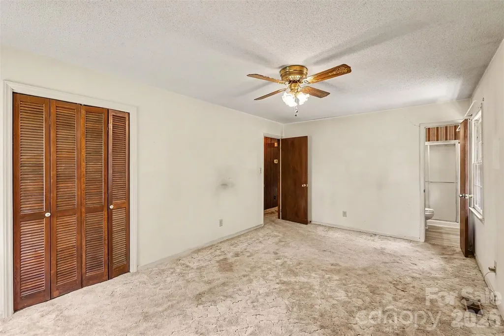 821 Ferrell Avenue Charlotte NC 28216