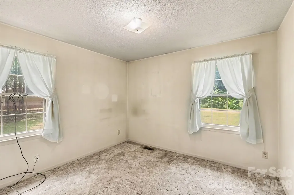 821 Ferrell Avenue Charlotte NC 28216