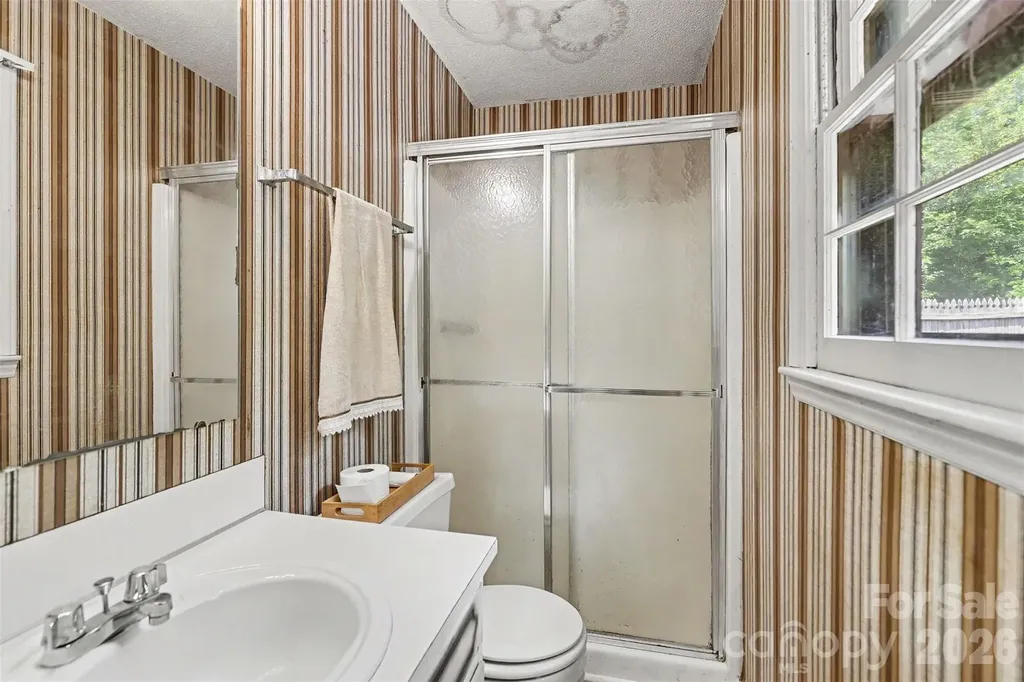 821 Ferrell Avenue Charlotte NC 28216