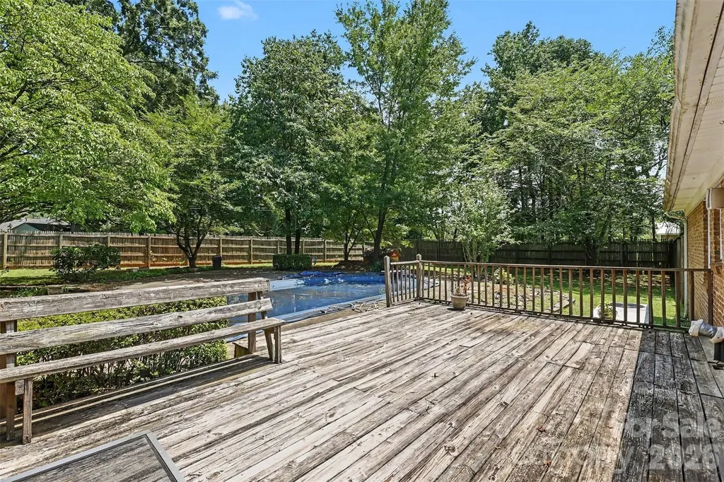 821 Ferrell Avenue Charlotte NC 28216