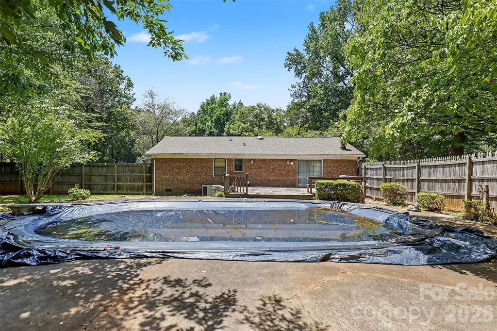 821 Ferrell Avenue Charlotte NC 28216