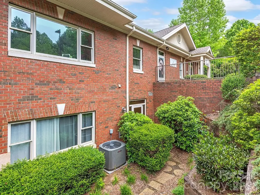 2 Walden Ridge Drive Asheville NC 28803