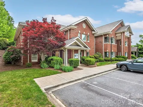 2 Walden Ridge Drive Asheville NC 28803