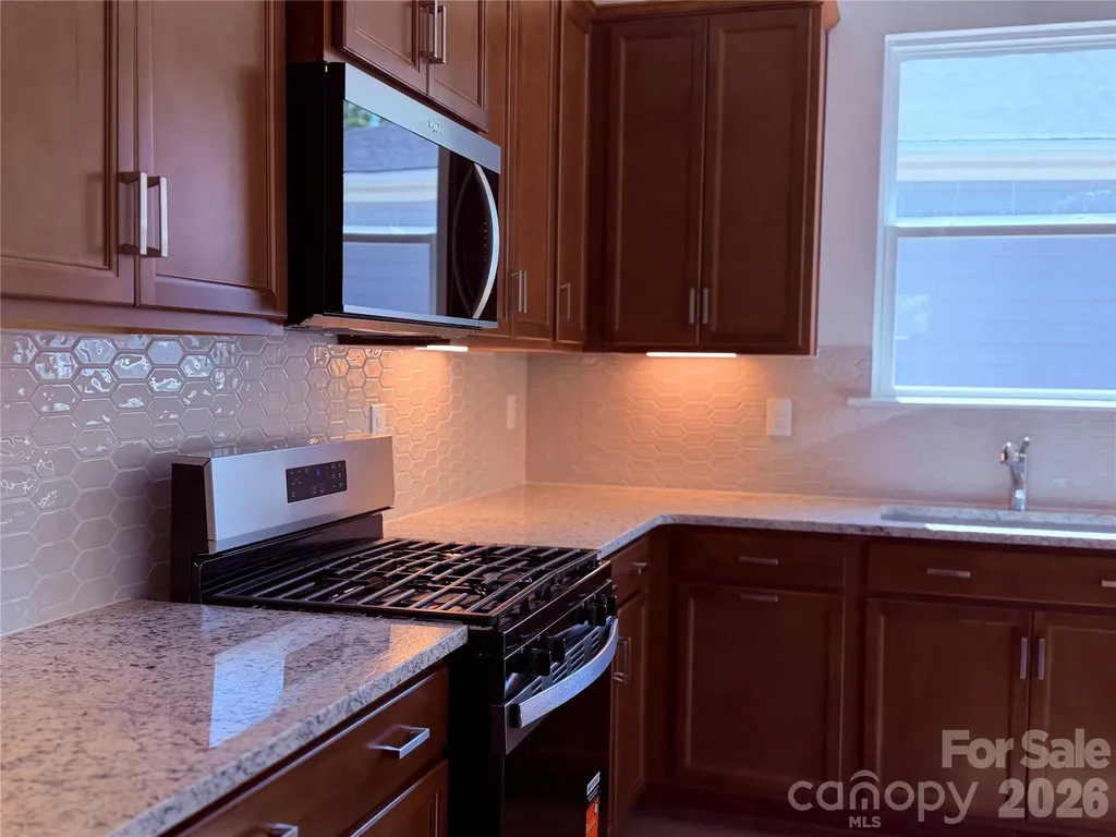 1916 Berksdale Court Denver NC 28037